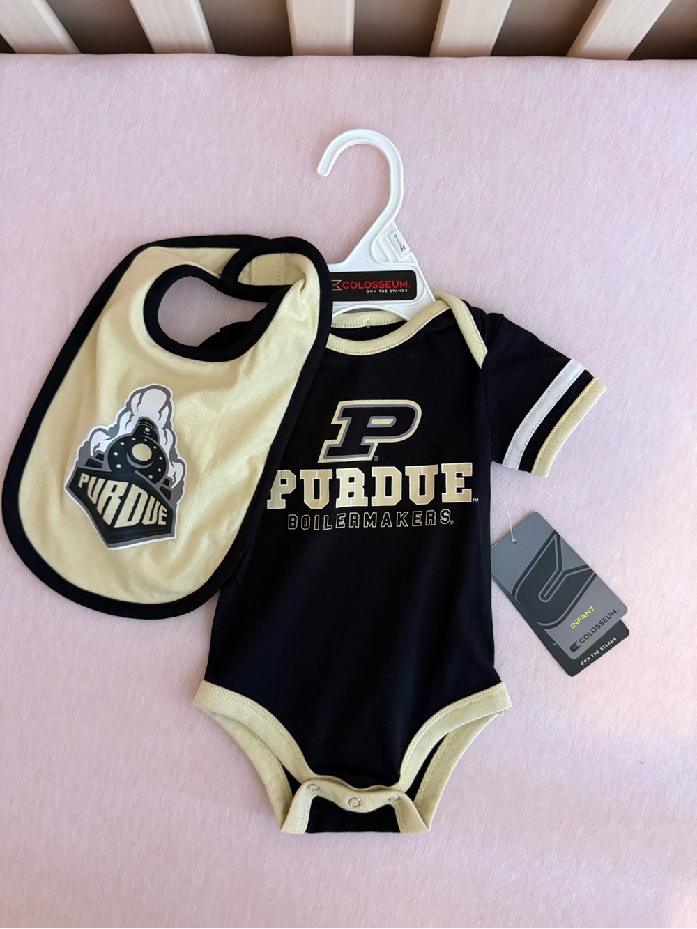 Purdue Boilermakers Baby Bodysuit and Bib Set- Black & Gold- gender neutral NWT
